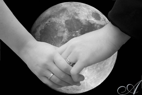 moon-hands