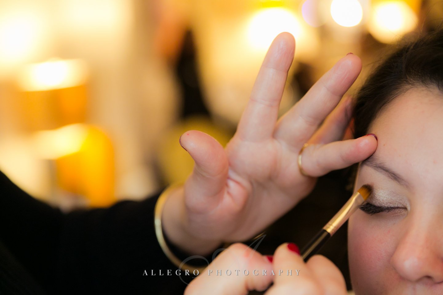 make-up application for bride -photo by allegro photography