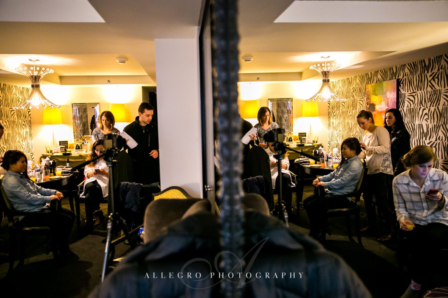 getting ready for the wedding day at hotel nine zero -photo by allegro photography