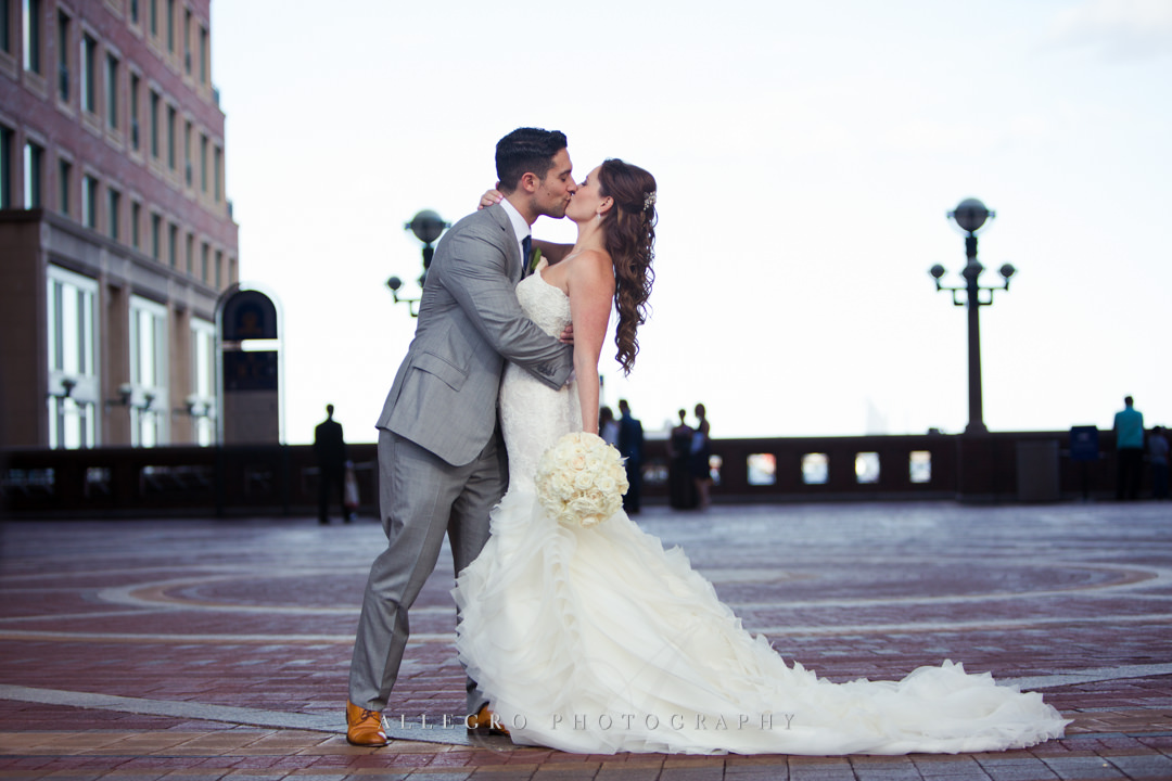 dramatic wedding kiss downtown boston - photo by allegro photography