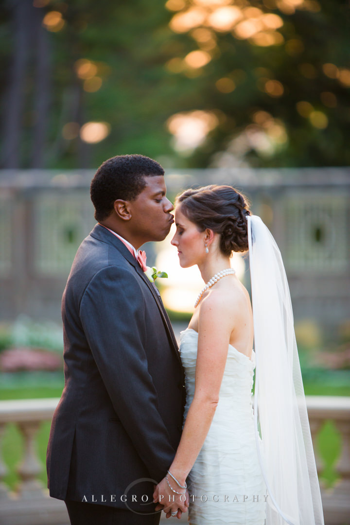 sweet and romantic moment at the crane estate - photo by allegro photography