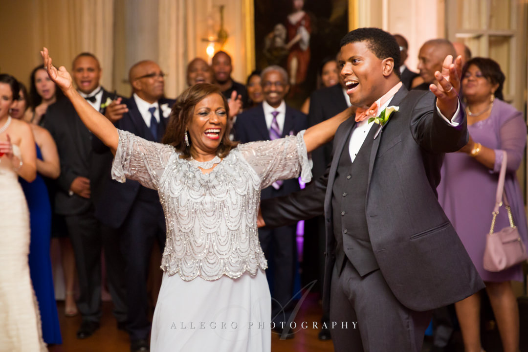 groom and mom dance at wedding reception - photo by allegro photography