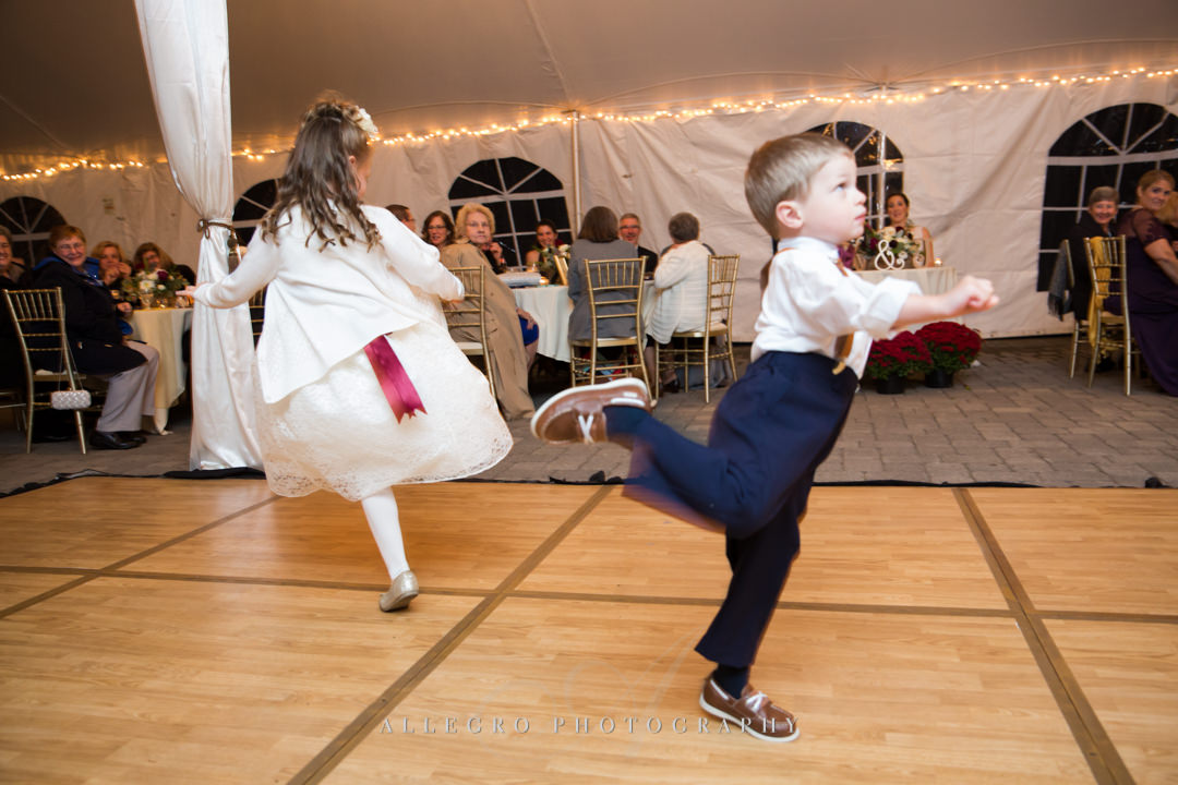 kids dance at stevens estate wedding - photo by allegro photography