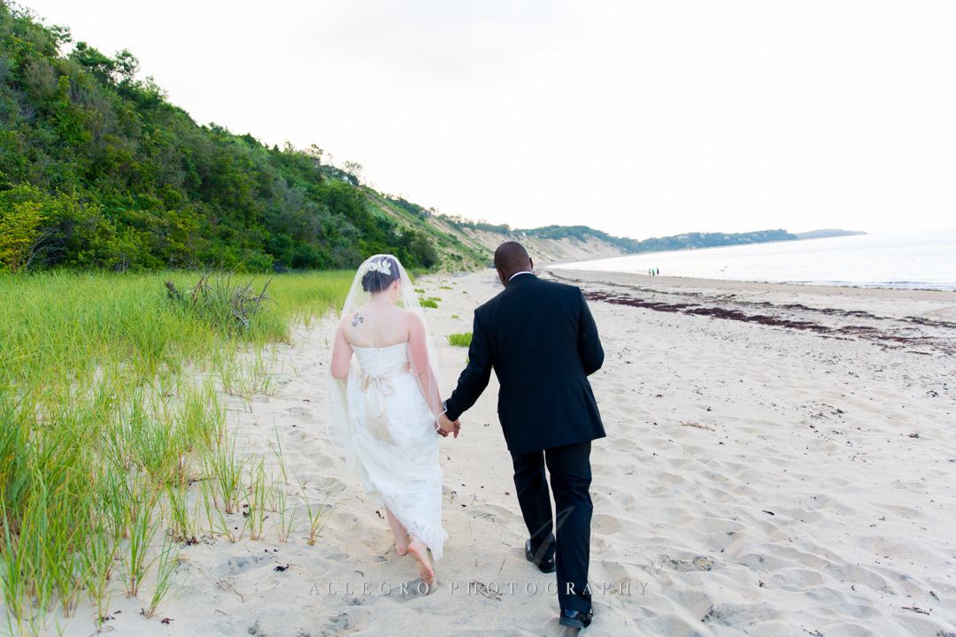 white cliffs country club wedding photos - photo by allegro photography