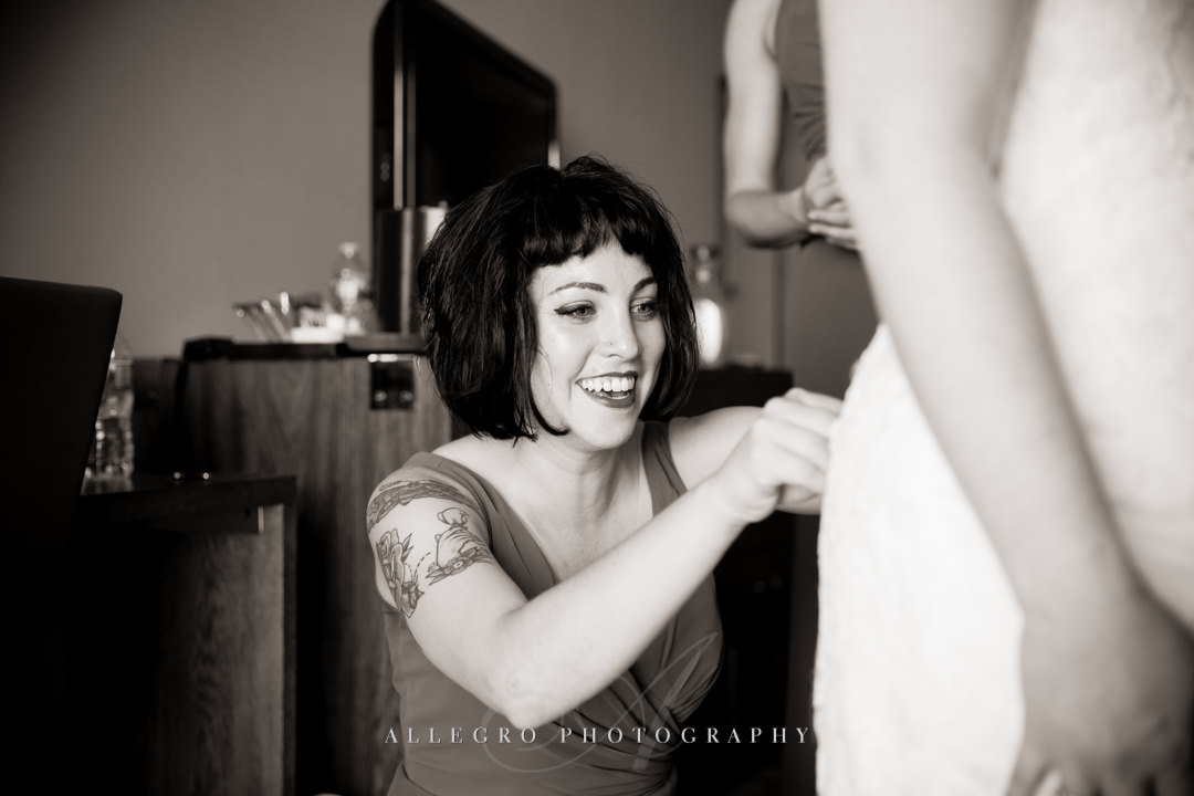getting ready wedding - photo by allegro photography