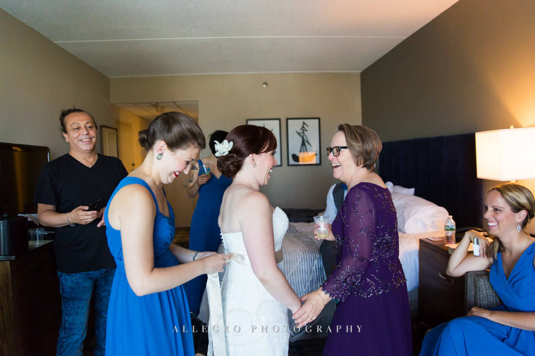 mom and bride getting ready - photo by allegro photography