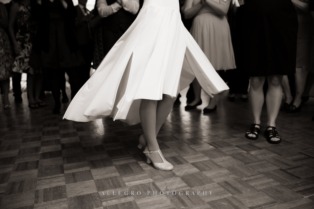 Bride showing off her moves on the dance floor