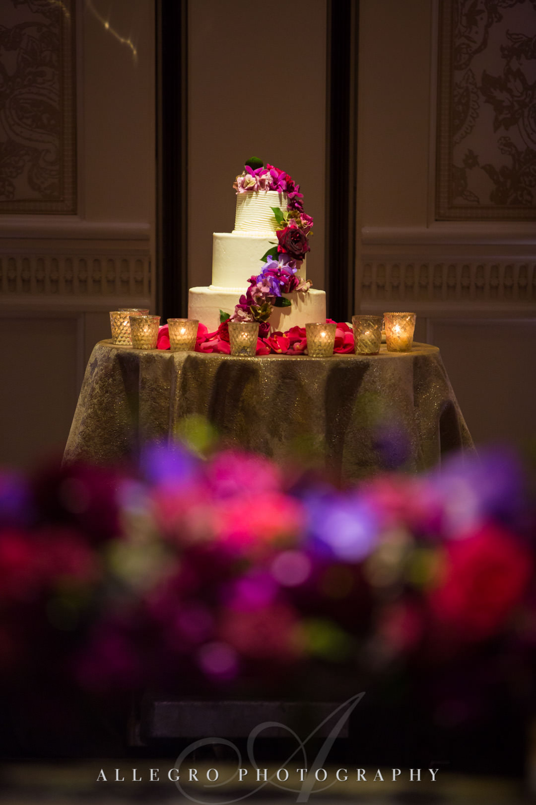 Wedding cake with flowers | Allegro Photography